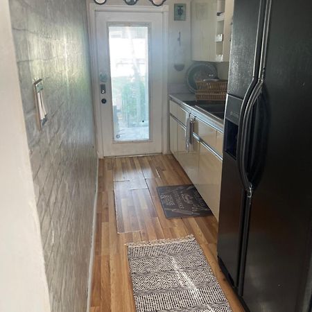 Ne Miami Cottage Εξωτερικό φωτογραφία